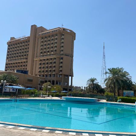 Al-Mansour Hotel Baghdād Extérieur photo