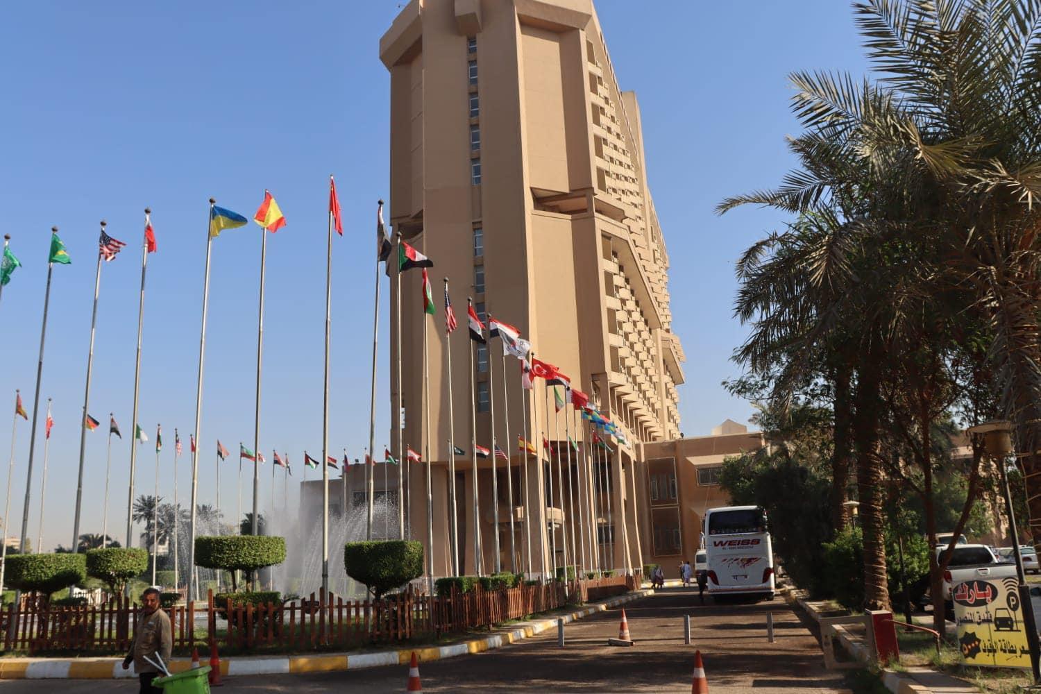 Al-Mansour Hotel Baghdād Extérieur photo